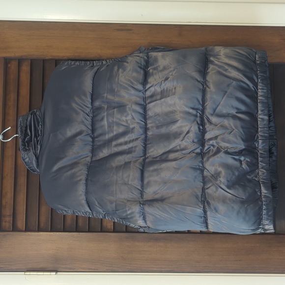 Old Navy gray puff vest in XXLarge - Picture 2 of 3